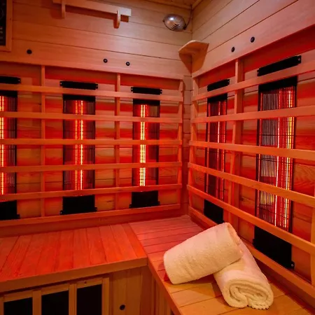 Up Besoeoek - Rapsbluete Mit Infrarotsauna Krummhörn