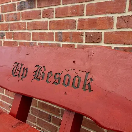 Up Besoeoek - Rapsbluete Mit Infrarotsauna Krummhörn