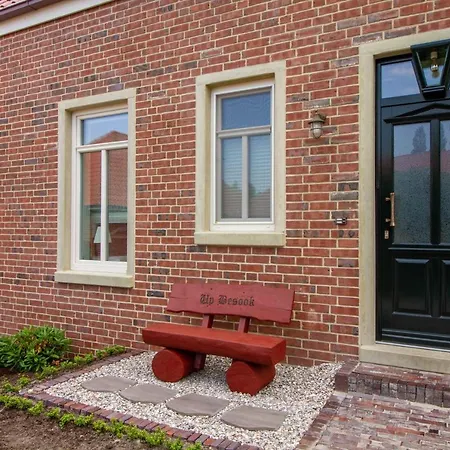 Up Besoeoek - Rapsbluete Mit Infrarotsauna 公寓